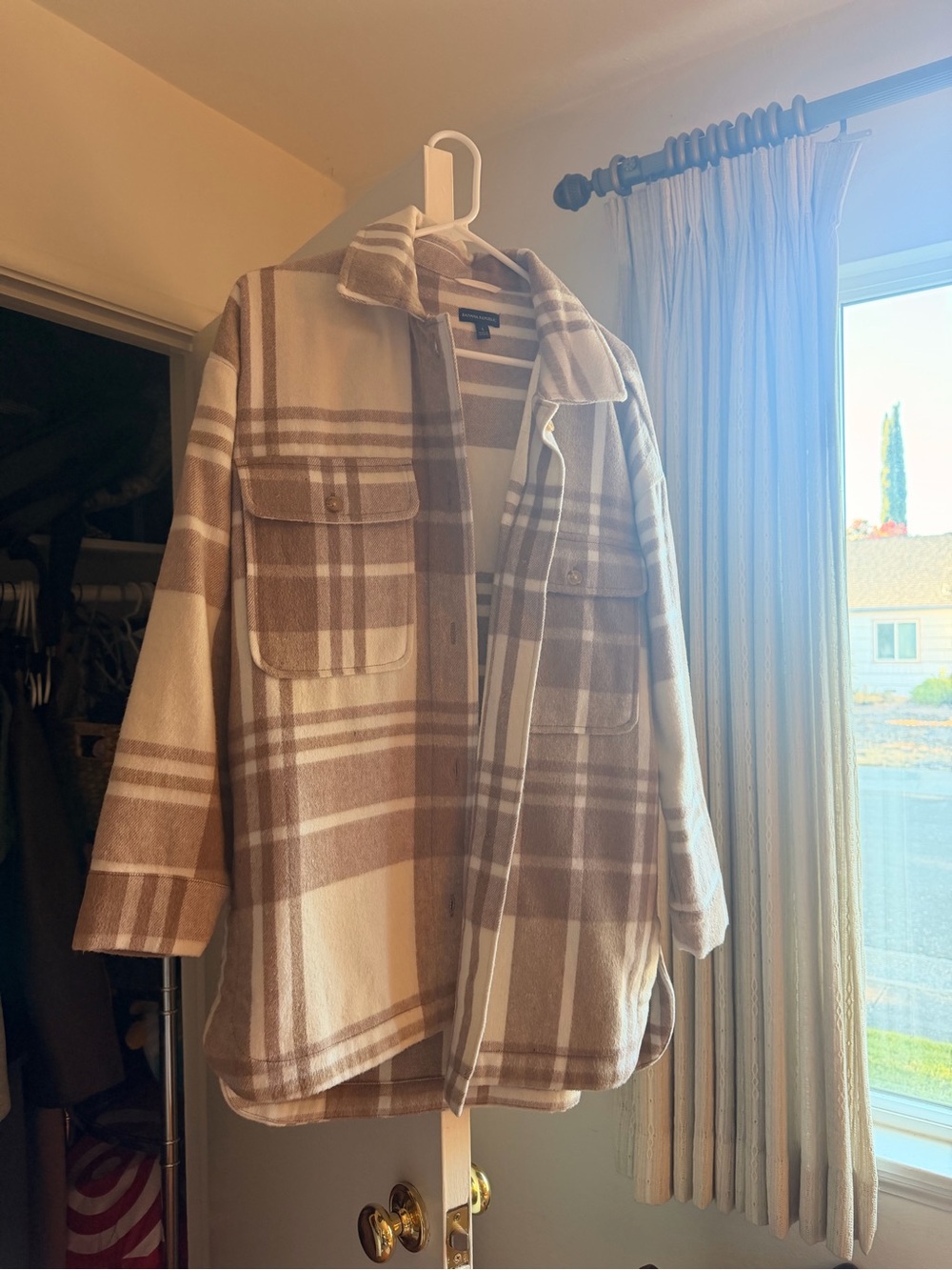 Banana Republic Cozy Plaid Shacket - Neutral Beige & Cream